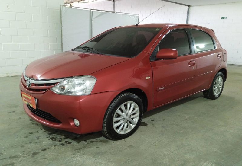 LOTE 28 TOYOTA/ETIOS XLS 1.5 16V FLEX 2013/2013