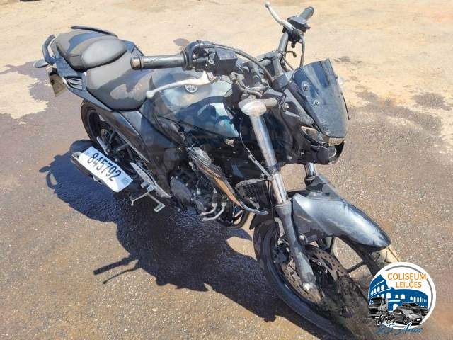 LOTE 26 YAMAHA FAZER 250 2023/2024 